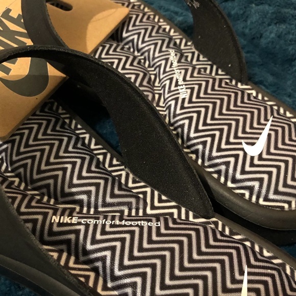 NWT Ultra Comfort Nike Thong Slides - Picture 4 of 4